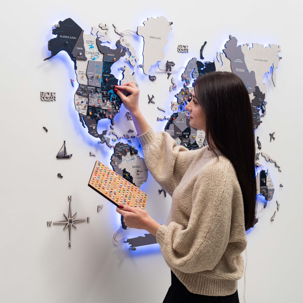 3D LED / LUMINOUS Wooden World Map